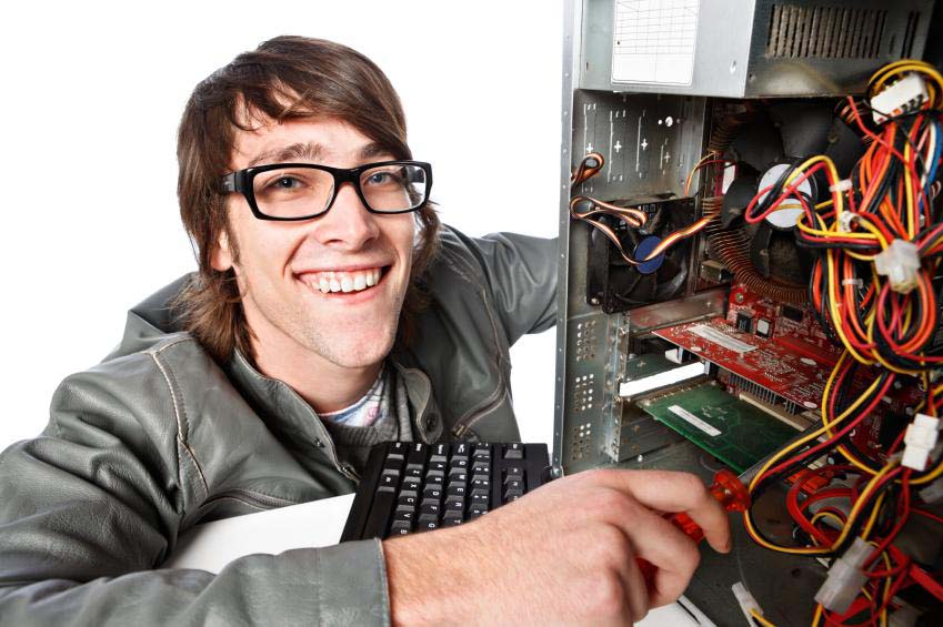 Мастер по ремонту компьютеров в посёлке Заря